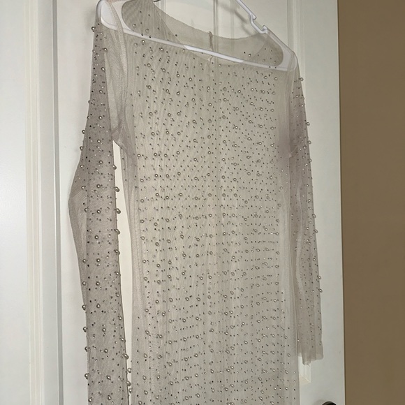 Pearl Cover-up Dress - Picture 5 of 10